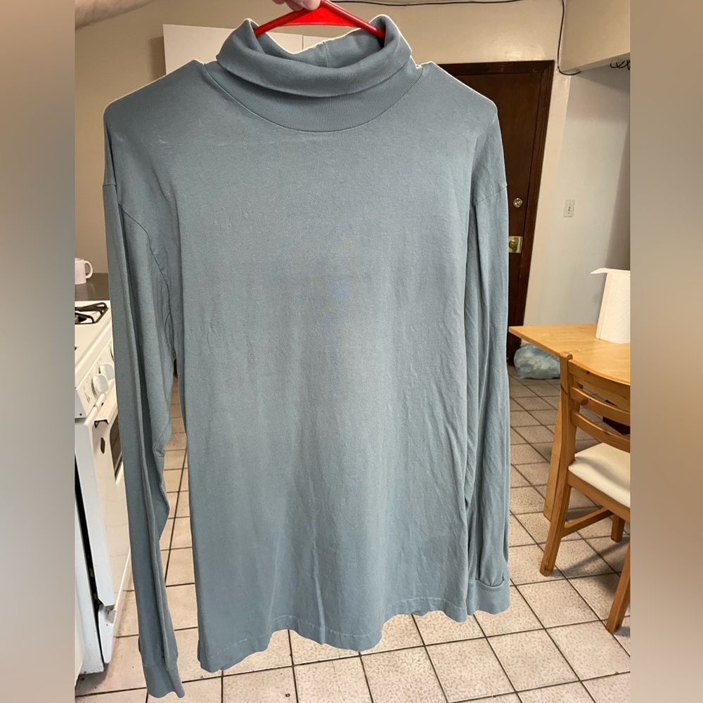 Light grey turtle neck winter essential